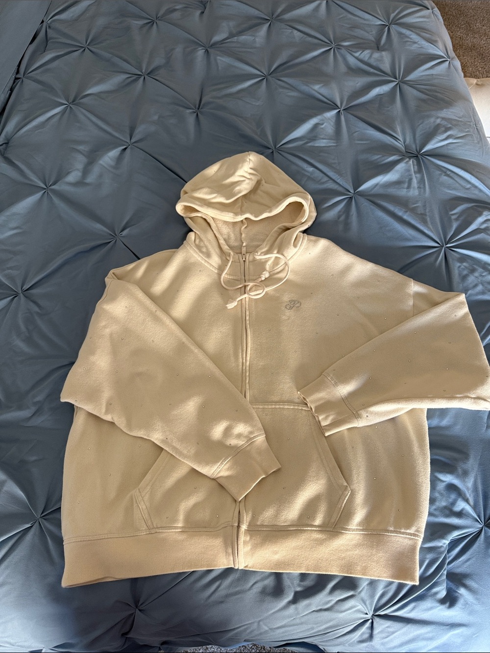 PINK Victoria's Secret Cream Women's Rhinestone Sweatsuit - Picture 2 of 7